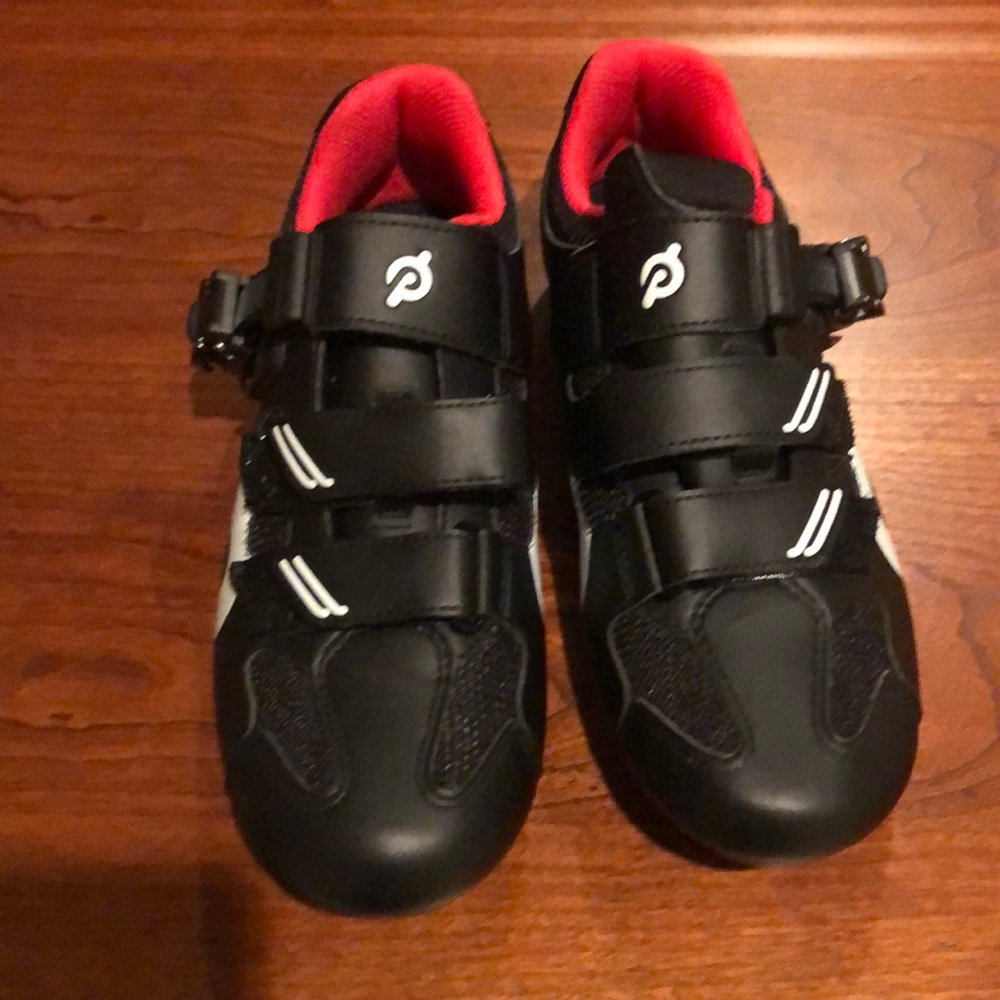Peloton cycling shoes- NEW!